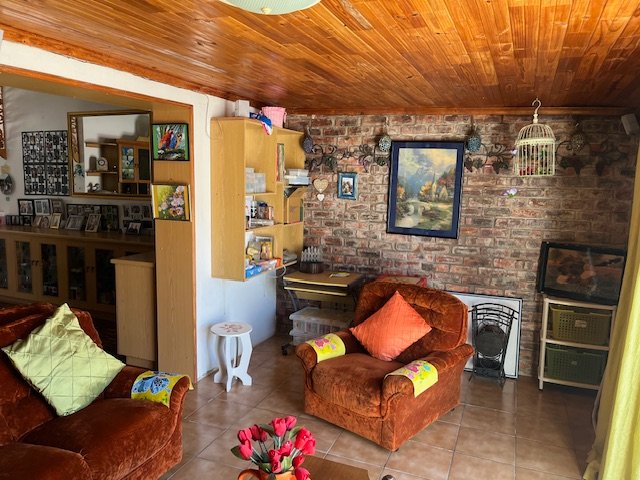 1 Bedroom Property for Sale in Kabega Park Eastern Cape